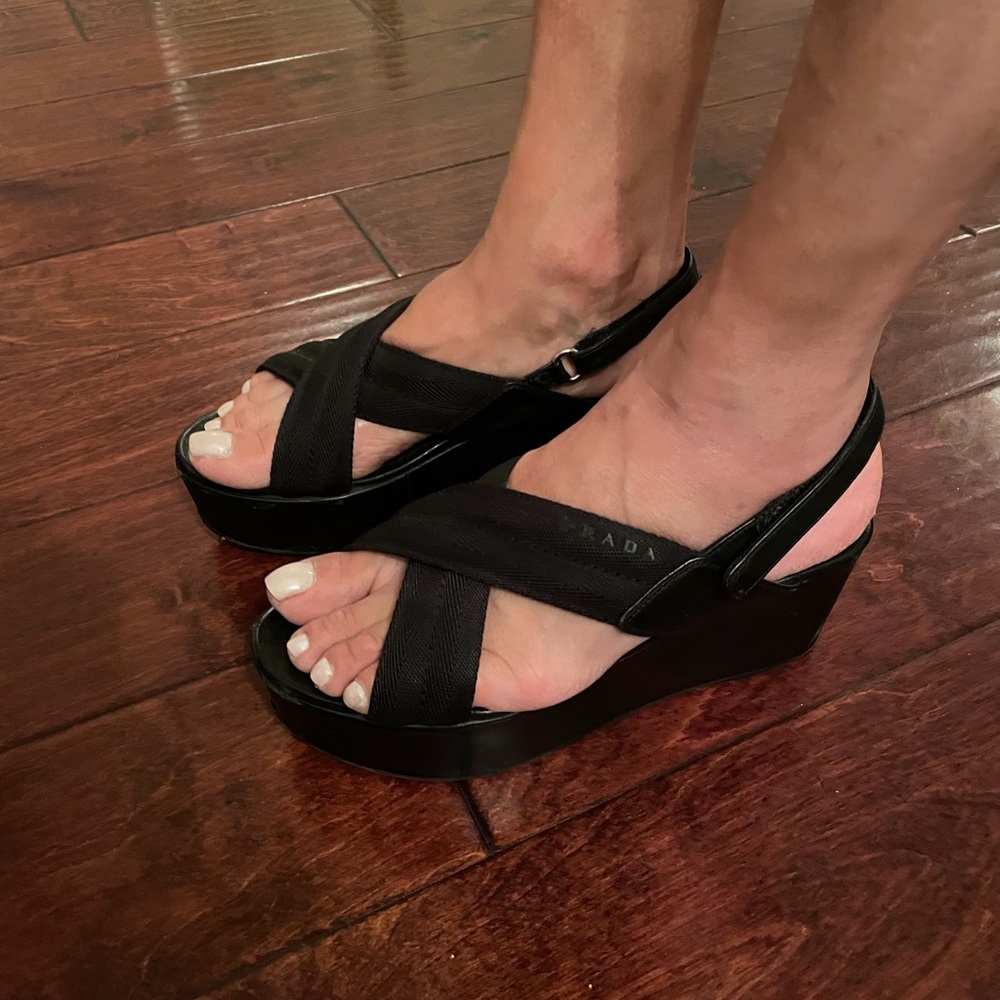 Black Authentic Prada platform sandal size 7/37. - Picture 4 of 9